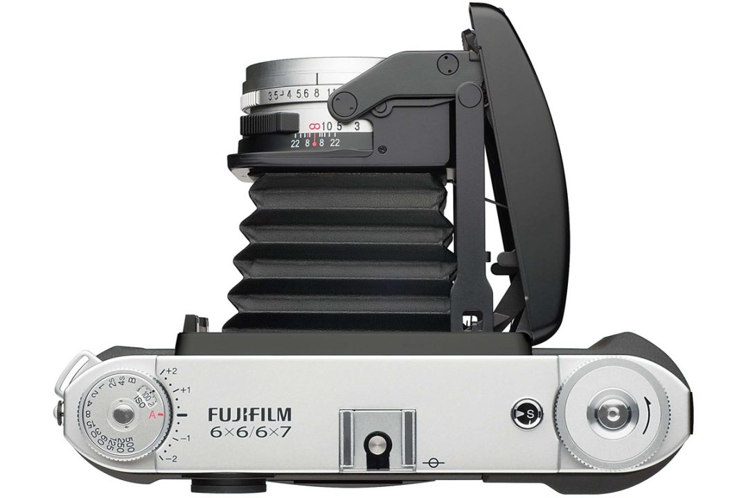 Fuji GF670 Camera