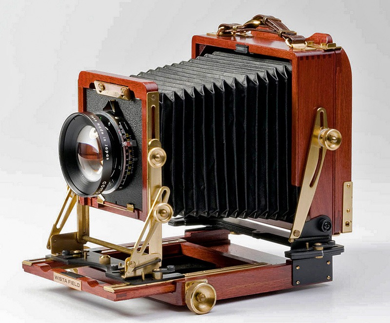 toyo 4x5 field camera