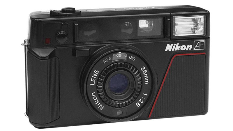 nikon l35af as good as yashica t4?