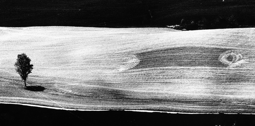 You are currently viewing Mario Giacomelli – I’m Not a Photographer