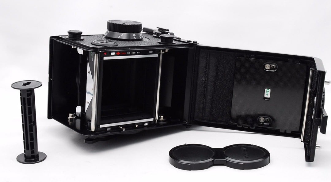 TLR camera