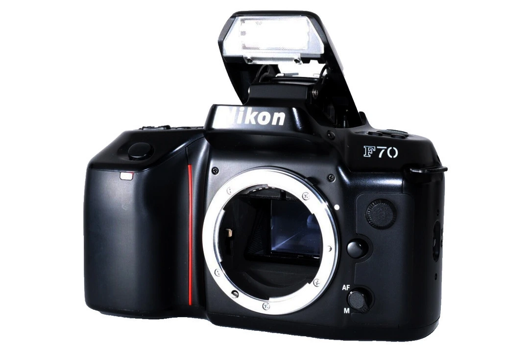 Nikon F70 Pop Up Flash