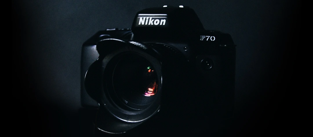Nikon F70
